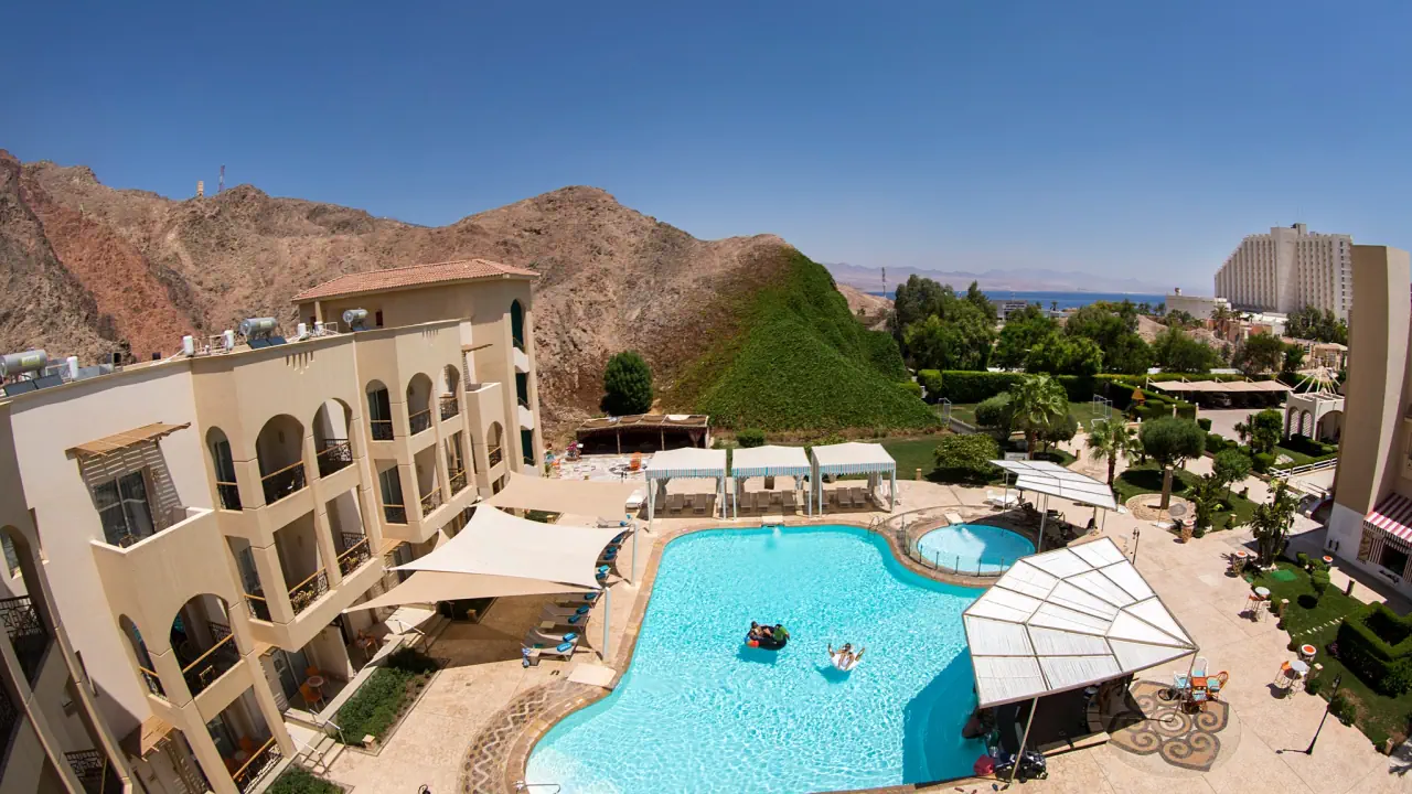Taba Sands